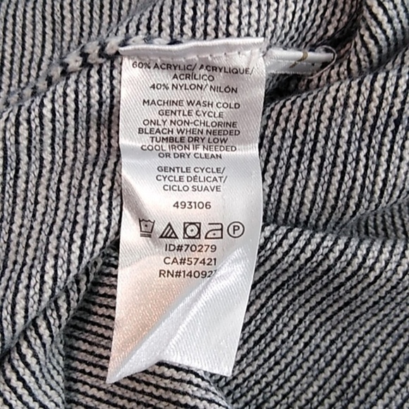 Loft - Black/White Striped Long Sleeve Sweater - Size XS - Picture 6 of 6